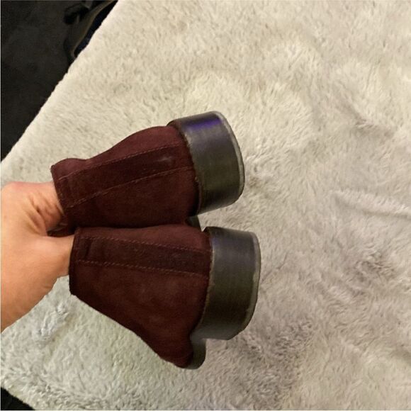 Bottega Veneta  Burgundy Suede Chukka Boots, US5 - Picture 6 of 9